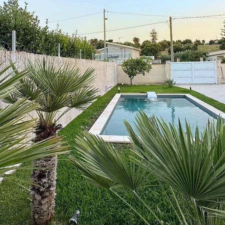 Villa Etoile - Charme & Relax With Pool أفولا المظهر الخارجي الصورة