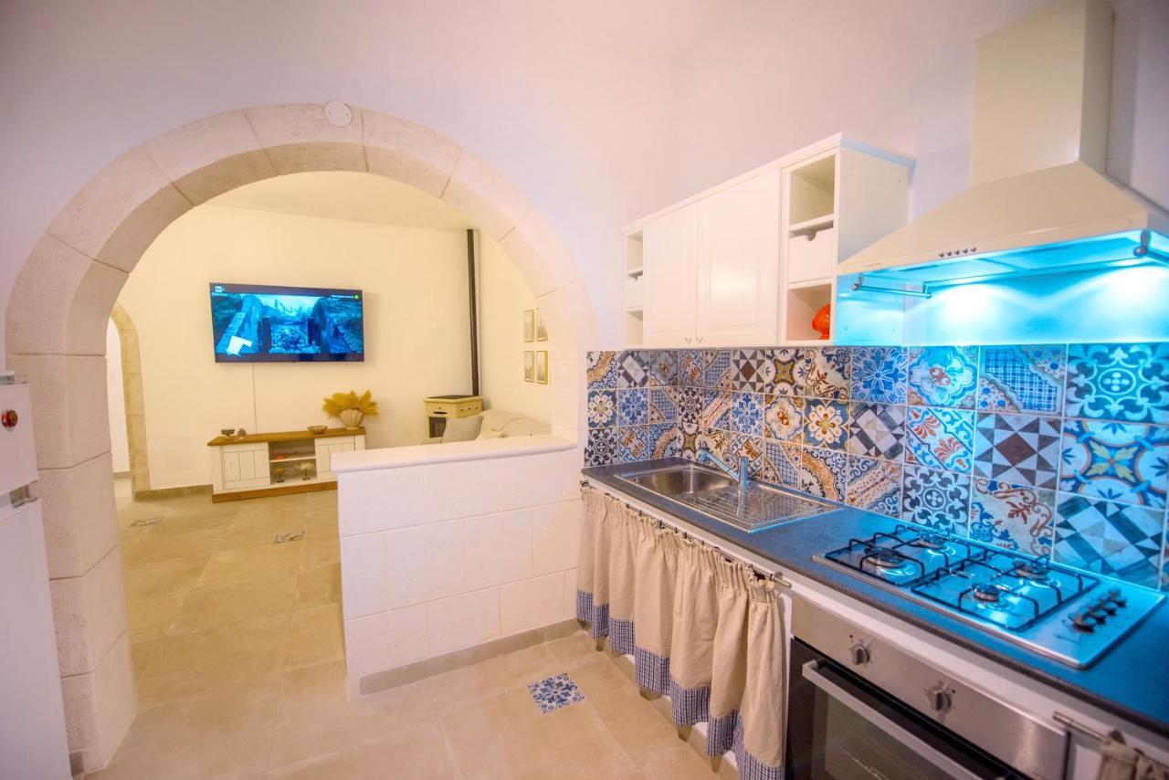 Villa Etoile - Charme & Relax With Pool أفولا المظهر الخارجي الصورة