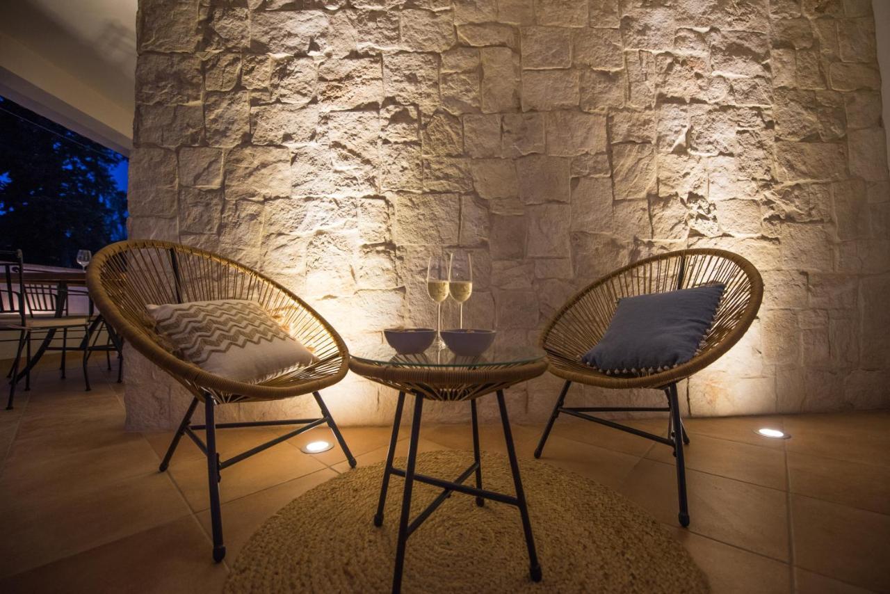 Villa Etoile - Charme & Relax With Pool أفولا المظهر الخارجي الصورة