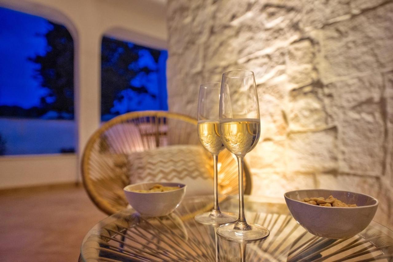 Villa Etoile - Charme & Relax With Pool أفولا المظهر الخارجي الصورة